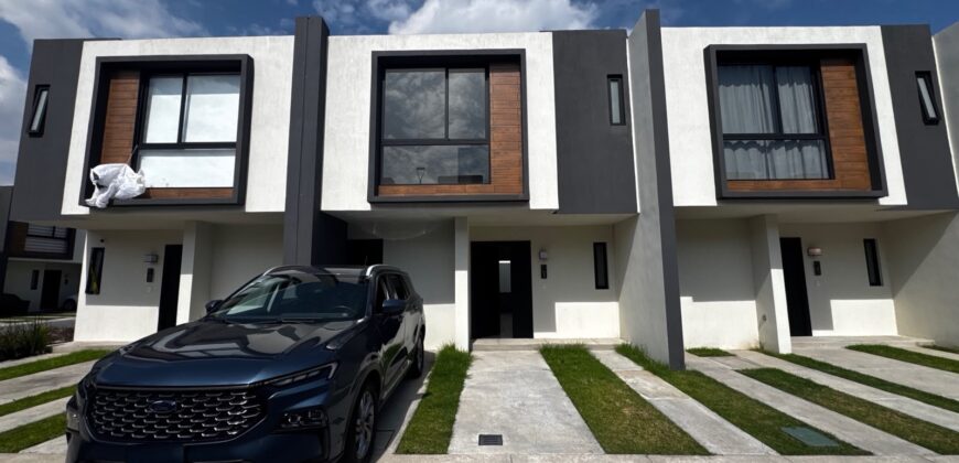 CASA EN RENTA AUREA FRACCIONAMIENTO, TOLUCA