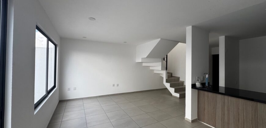 CASA EN RENTA AUREA FRACCIONAMIENTO, TOLUCA