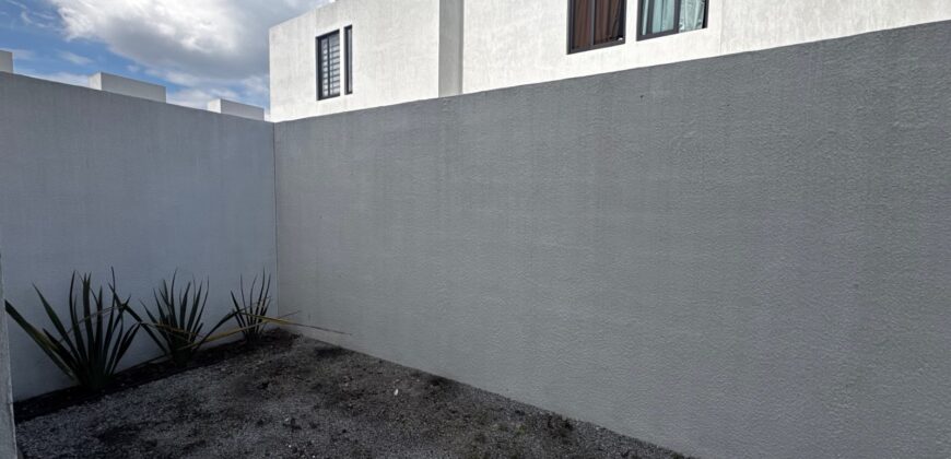 CASA EN RENTA AUREA FRACCIONAMIENTO, TOLUCA