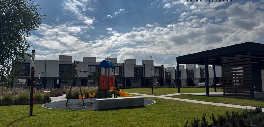 CASA EN RENTA AUREA FRACCIONAMIENTO, TOLUCA