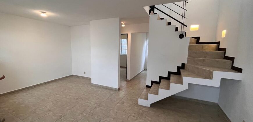 CASA EN VENTA BOSQUES DE CANTABRIA, TOLUCA