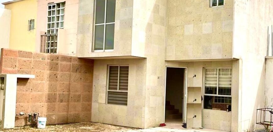 CASA EN RENTA FRACCIONAMIENTO CEDROS 4000, LERMA